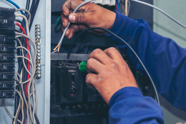 Best Electrician Near Me  in Mahtomedi, MN